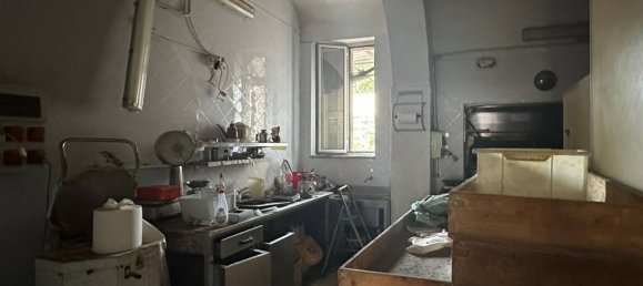 1 room Commercial property in Naples, Italy No. 17507 10