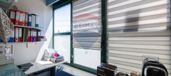 60m² Commercial property in Osio Sotto, Italy No. 364736 15