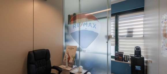 60m² Commercial property in Osio Sotto, Italy No. 364736 11