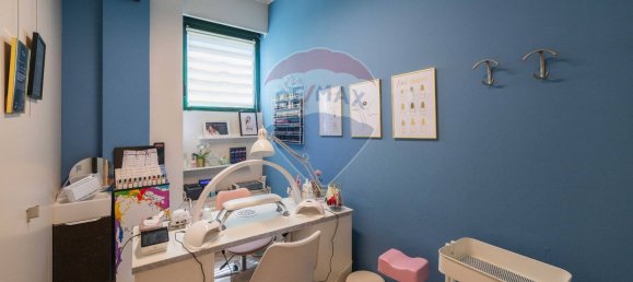 60m² Commercial property in Osio Sotto, Italy No. 364736 6