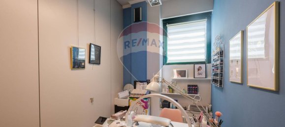 60m² Commercial property in Osio Sotto, Italy No. 364736 7