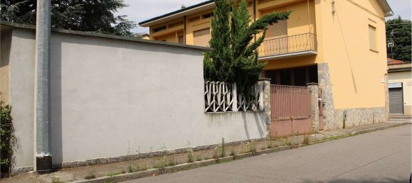 6-Zimmer Haus in Busto Arsizio, Italy, Nr. 114791 8
