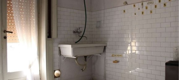 6-Zimmer Haus in Busto Arsizio, Italy, Nr. 114791 17