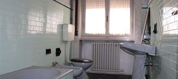 6-Zimmer Haus in Busto Arsizio, Italy, Nr. 114791 23