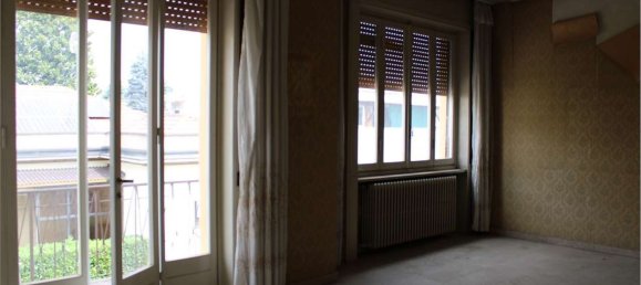 6-Zimmer Haus in Busto Arsizio, Italy, Nr. 114791 33