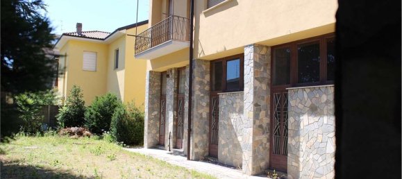 6-Zimmer Haus in Busto Arsizio, Italy, Nr. 114791 4