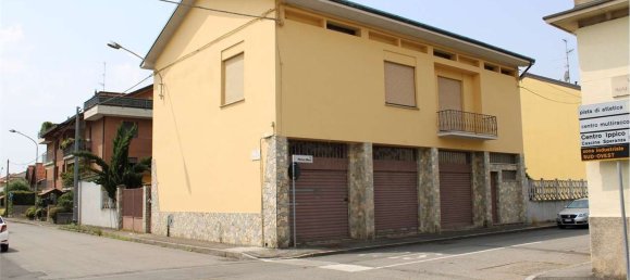 6-Zimmer Haus in Busto Arsizio, Italy, Nr. 114791 6