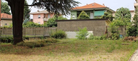 6-Zimmer Haus in Busto Arsizio, Italy, Nr. 114791 9
