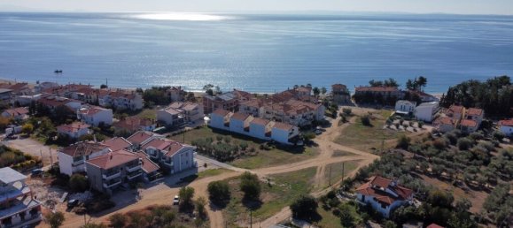 Отель, гостиница 2840м² в Полийирос, Греция № 54711 10