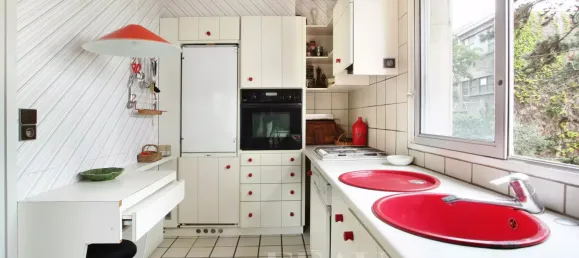 3 bedrooms Apartment in Paris, France No. 123031 3