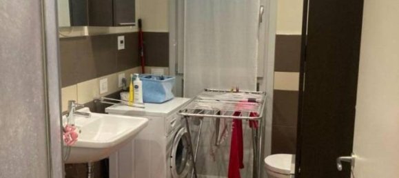 Квартира с 2 комнатами в Альба, Италия № 29146 12