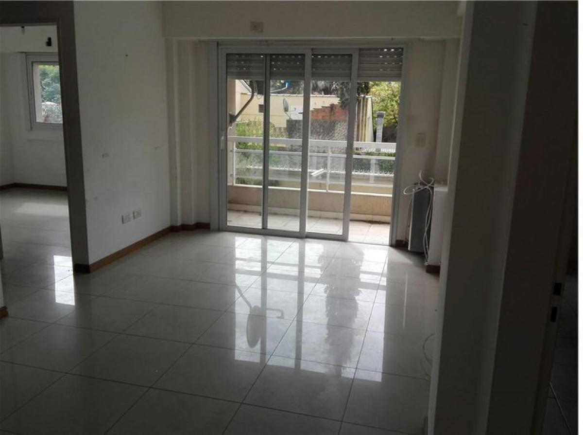 Studio in Moron, Argentina No. 21248