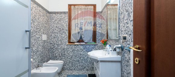 35 rooms Villa in Gallicano nel Lazio, Italy No. 380055 32