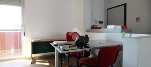 3 غرف نوم شقة في Bergamo, Italy رقم 179356 3