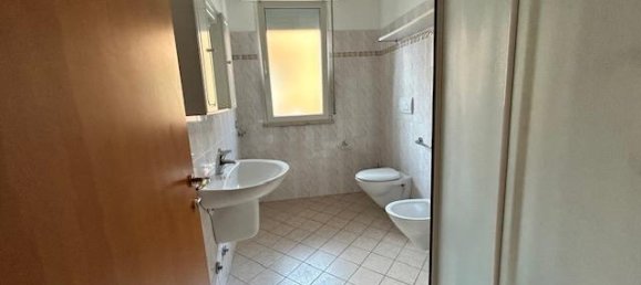 3غرفة شقة في Rimini, Italy رقم 16418 5