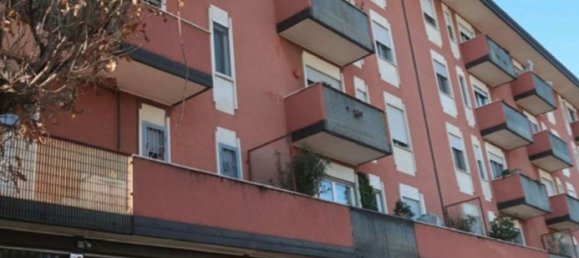 2-Zimmer Wohnung in Baranzate, Italy, Nr. 70355 11