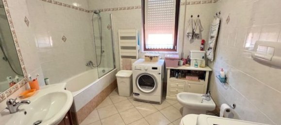 Квартира с 4 комнатами в Бриндизи, Италия № 119142 10