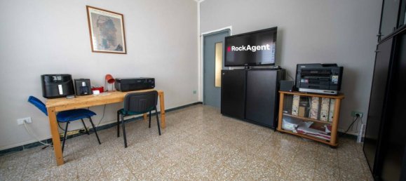 Квартира с 4 спальнями в Сассари, Италия № 290280 3