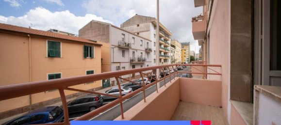 Квартира с 4 спальнями в Сассари, Италия № 290280 2