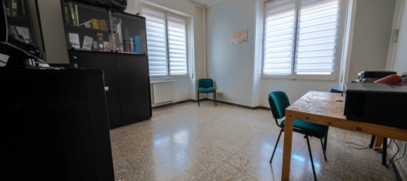 Квартира с 4 спальнями в Сассари, Италия № 290280 5