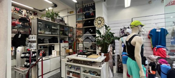 Коммерческая недвижимость с 1 комнатой в Рапалло, Италия № 361678 10