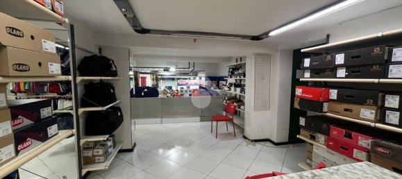 Коммерческая недвижимость с 1 комнатой в Рапалло, Италия № 361678 12