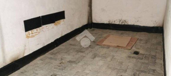 Garage in Alba, Italy 11m², Nr. 119128 4