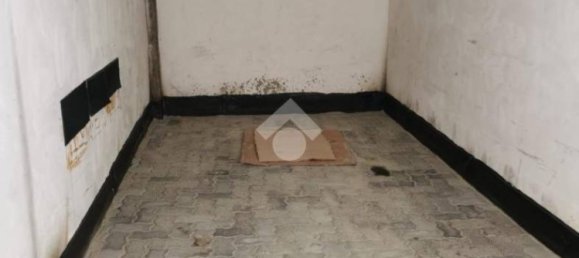 Garage in Alba, Italy 11m², Nr. 119128 2