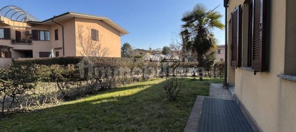 3 bedrooms Villa in Carnate, Italy No. 153008 5