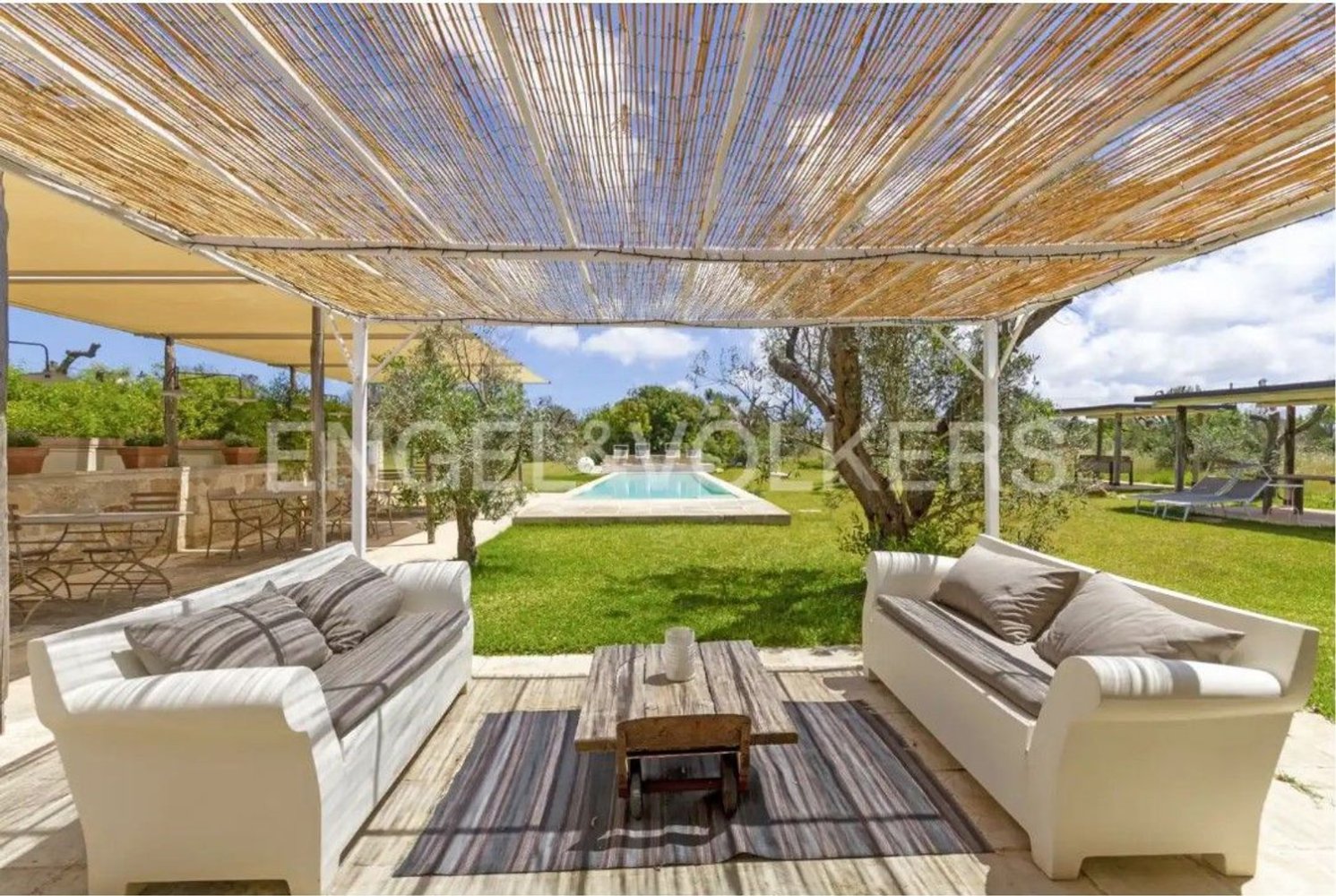 Villa de 8 habitaciónes en Morciano di Leuca, Italy No. 127819