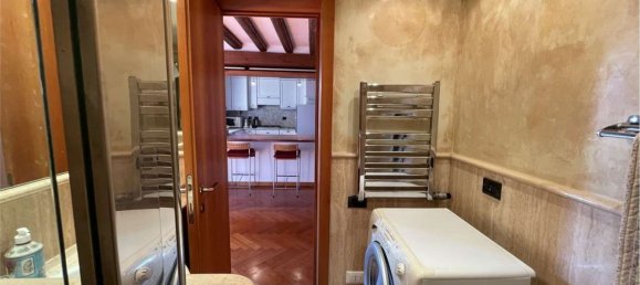 4 rooms Apartment in Venice, Italy No. 213442 6