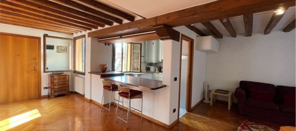 4 rooms Apartment in Venice, Italy No. 213442 4