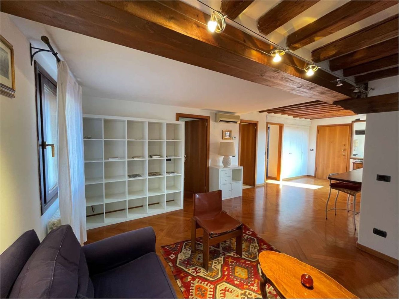 4 rooms Apartment in Venice, Italy No. 213442