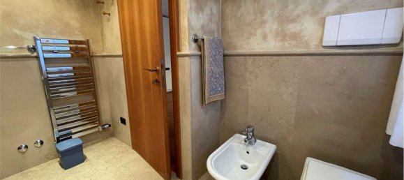 4 rooms Apartment in Venice, Italy No. 213442 7