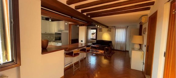 4 rooms Apartment in Venice, Italy No. 213442 18