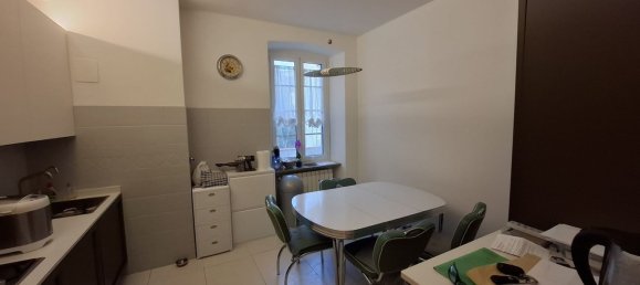 4 rooms Apartment in Trieste, Italy No. 123804 13