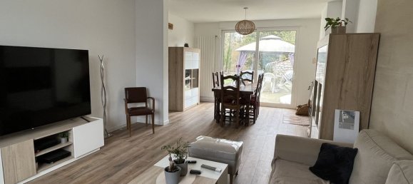 Casa de 3 dormitorios en Cires-les-Mello, France No. 76109 4