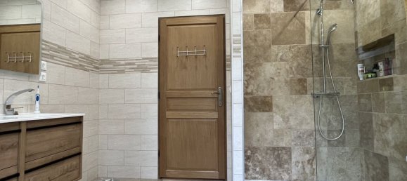 Casa de 3 dormitorios en Cires-les-Mello, France No. 76109 20