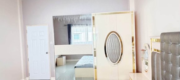 Вилла с 3 спальнями в Паттайя, Чонбури, Восточный Таиланд, Таиланд № 173255 13