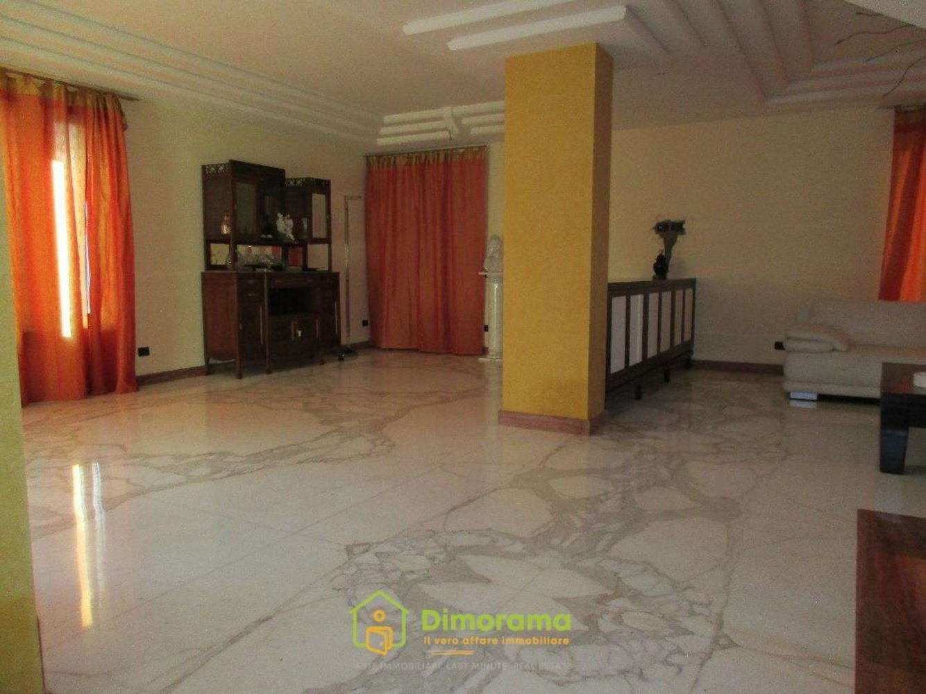 11-Zimmer Haus in Casalnuovo di Napoli, Italy, Nr. 303815