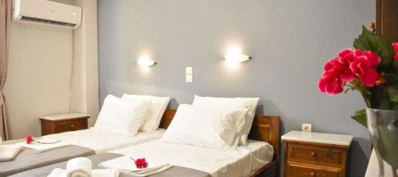 12 bedrooms Townhouse in Zakynthos, Greece No. 8571 2