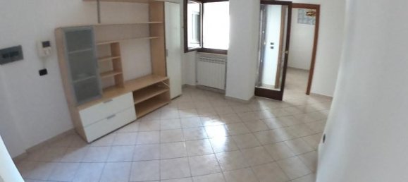 Квартира с 3 комнатами в Козенца, Италия № 76051 10