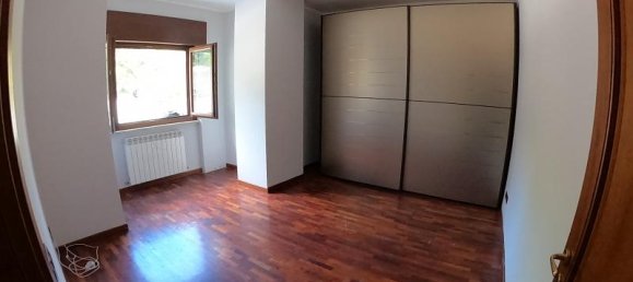 Квартира с 3 комнатами в Козенца, Италия № 76051 17