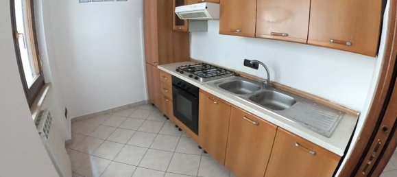 Квартира с 3 комнатами в Козенца, Италия № 76051 11