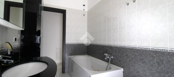 3-Zimmer Wohnung in San Salvo, Italy, Nr. 130550 11