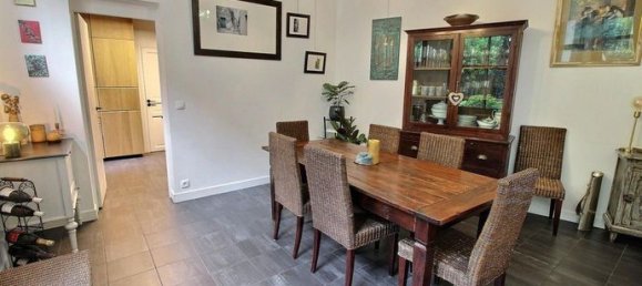 Casa de 4 dormitorios en Montreuil, France No. 359359 7