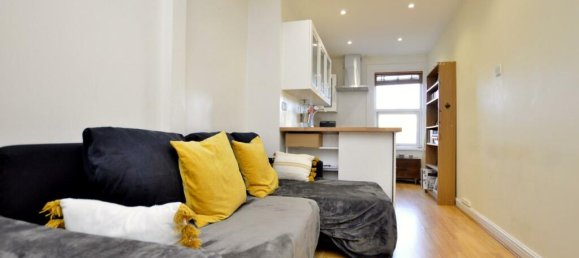 1 bedroom Apartment in Plaistow, United Kingdom No. 12494 3
