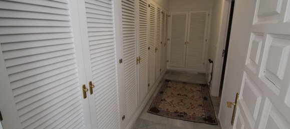 5 bedrooms Villa in Cadiz, Spain No. 143114 6