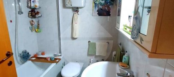 2 rooms Apartment in Corciano, Italy No. 358627 12