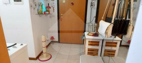2 rooms Apartment in Corciano, Italy No. 358627 3